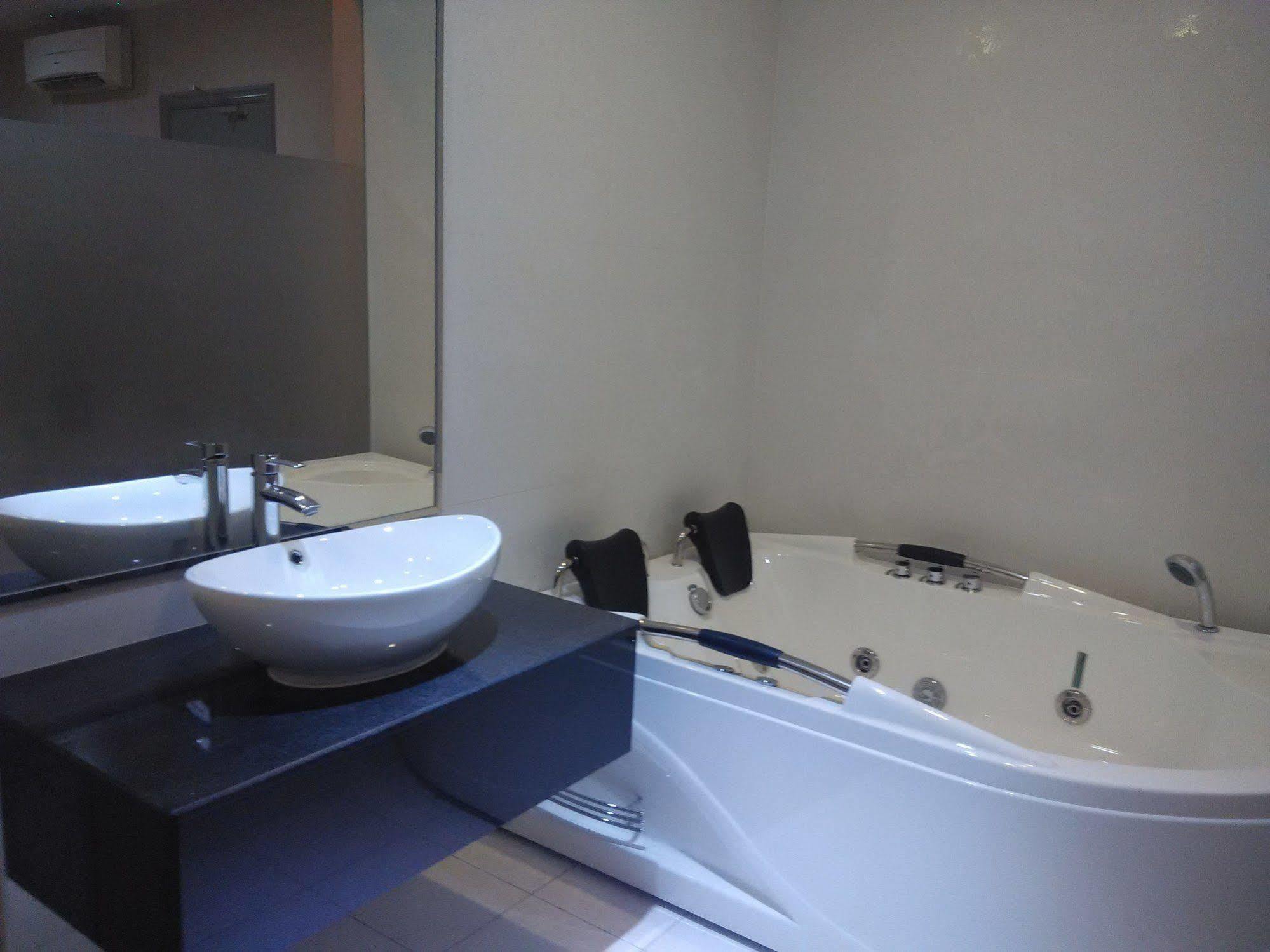 Ampang Inn Hotel ภายนอก รูปภาพ